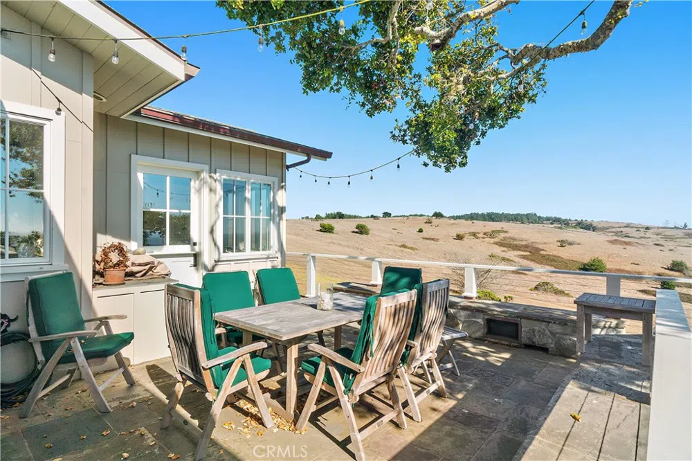 404 Huntington Road Cambria, CA 93428