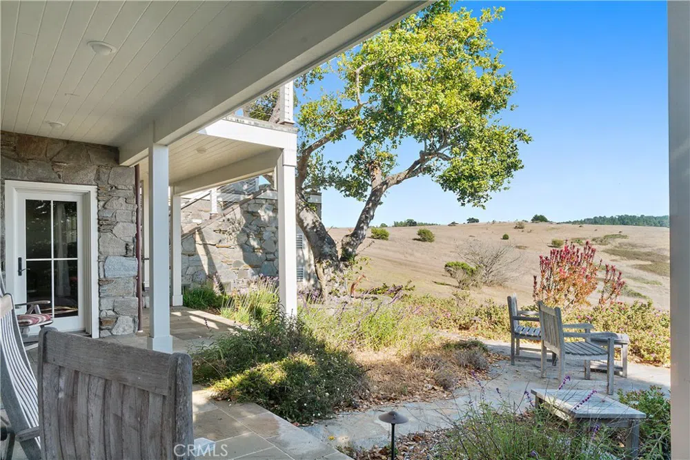 404 Huntington Road Cambria, CA 93428