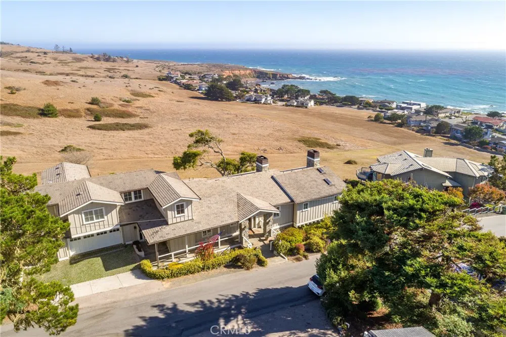 404 Huntington Road Cambria, CA 93428