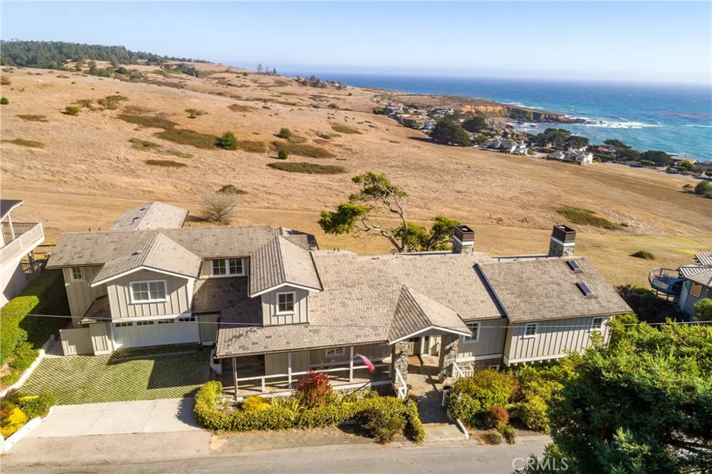 404 Huntington Road Cambria, CA 93428
