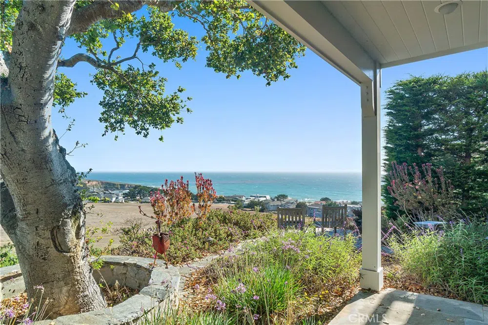 404 Huntington Road Cambria, CA 93428