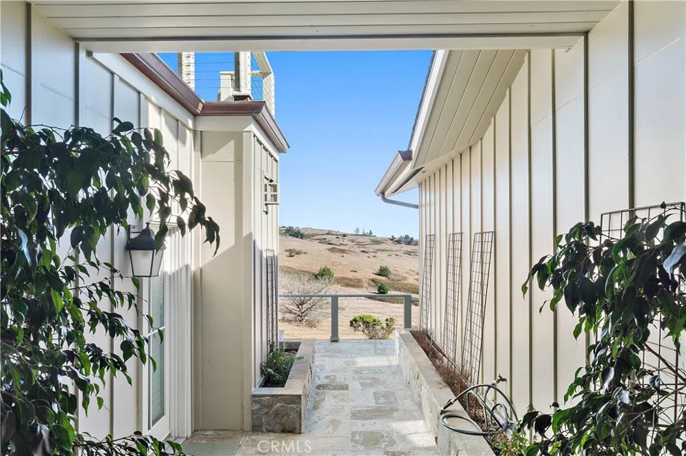 404 Huntington Road Cambria, CA 93428