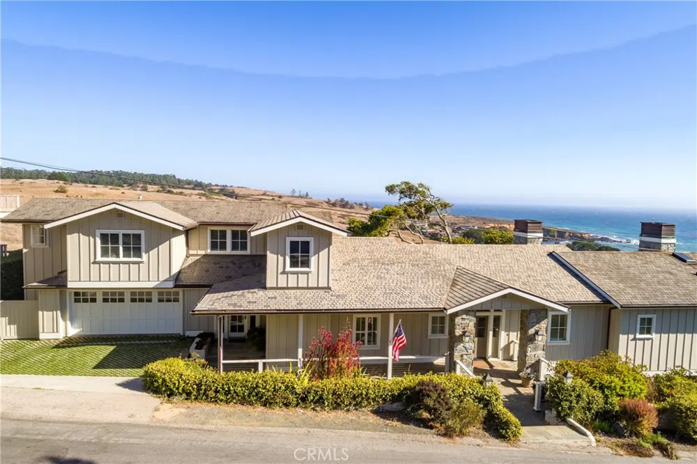 404 Huntington Road Cambria, CA 93428