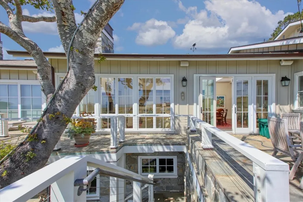 404 Huntington Road Cambria, CA 93428