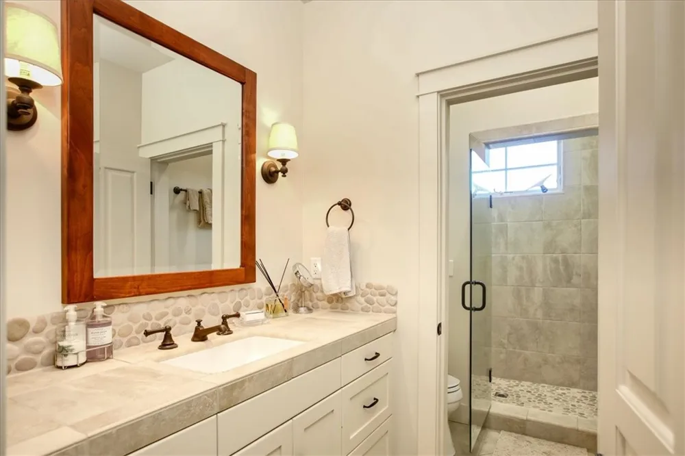 404 Huntington Road Cambria, CA 93428