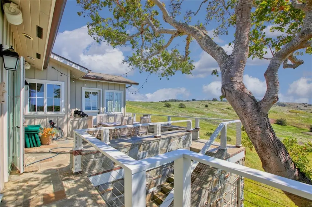 404 Huntington Road Cambria, CA 93428
