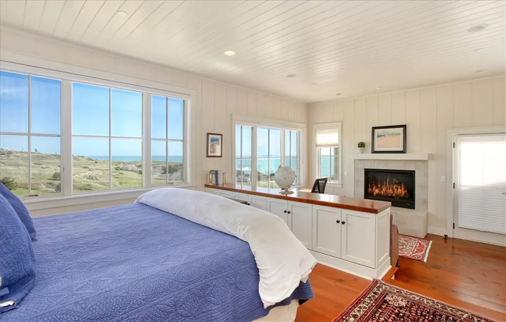 404 Huntington Road Cambria, CA 93428