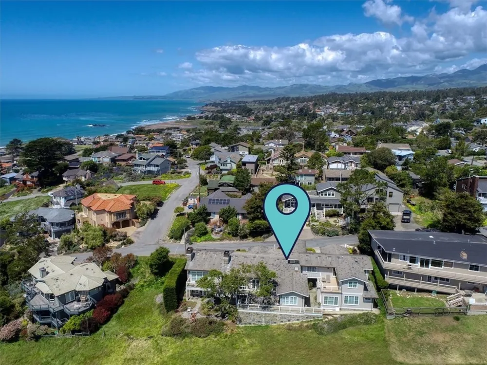 404 Huntington Road Cambria, CA 93428