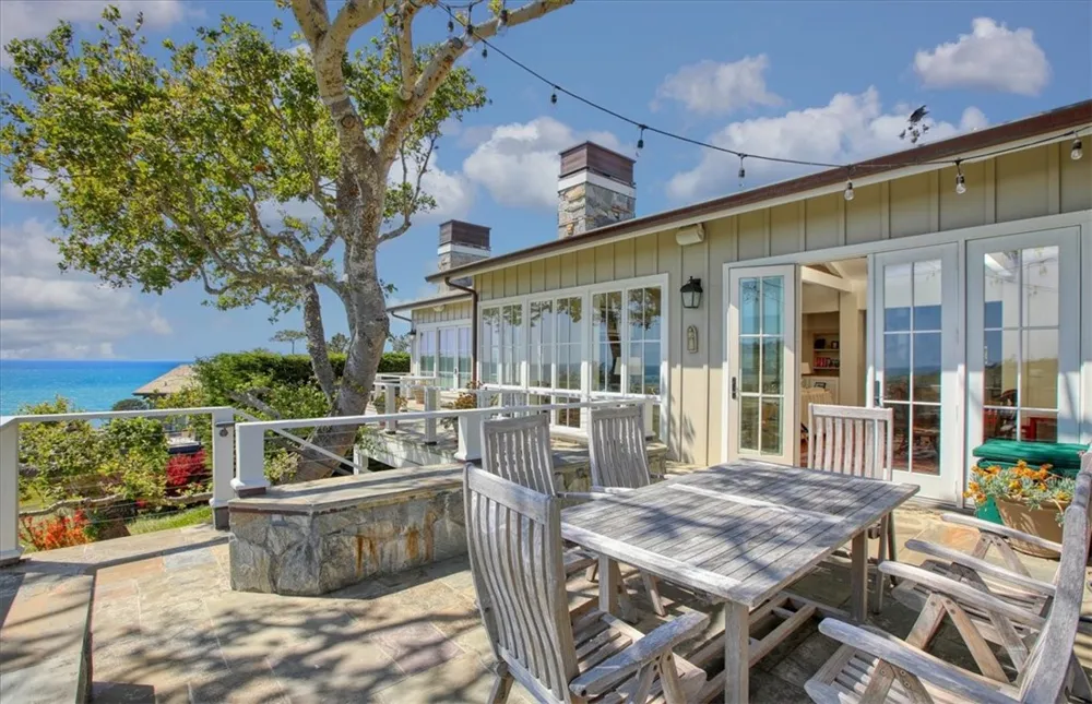 404 Huntington Road Cambria, CA 93428