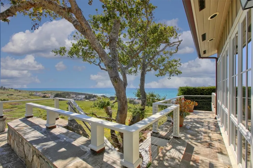 404 Huntington Road Cambria, CA 93428