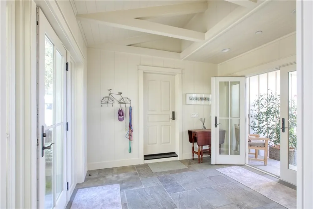 404 Huntington Road Cambria, CA 93428