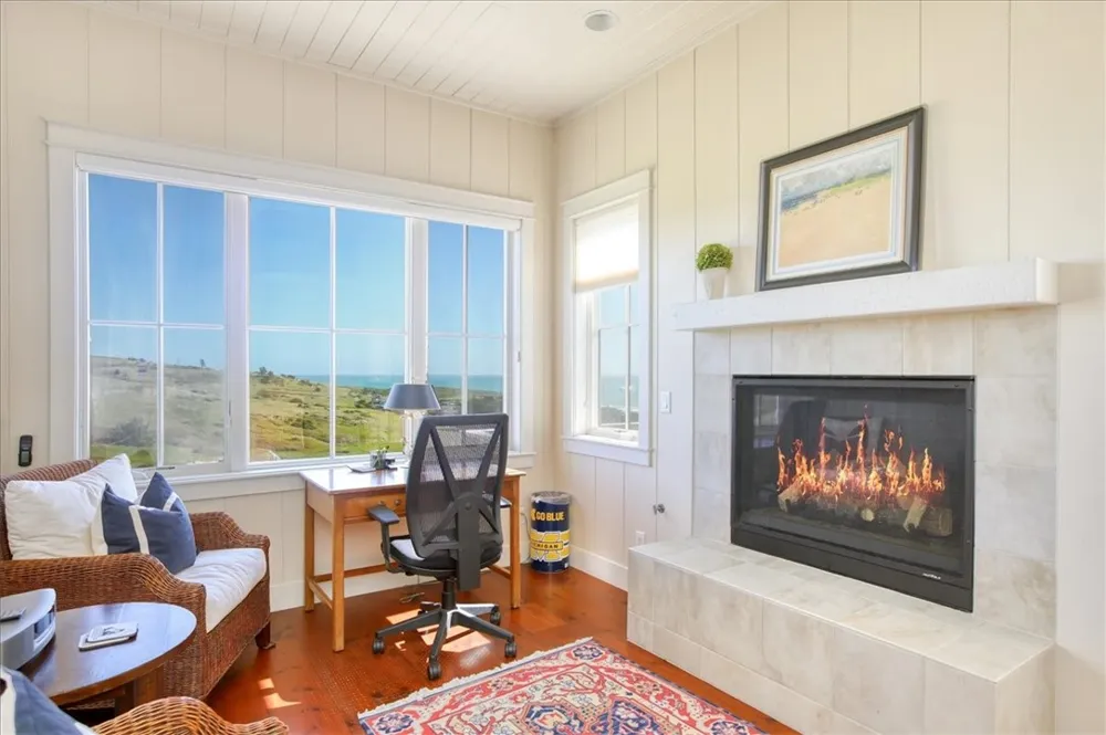 404 Huntington Road Cambria, CA 93428