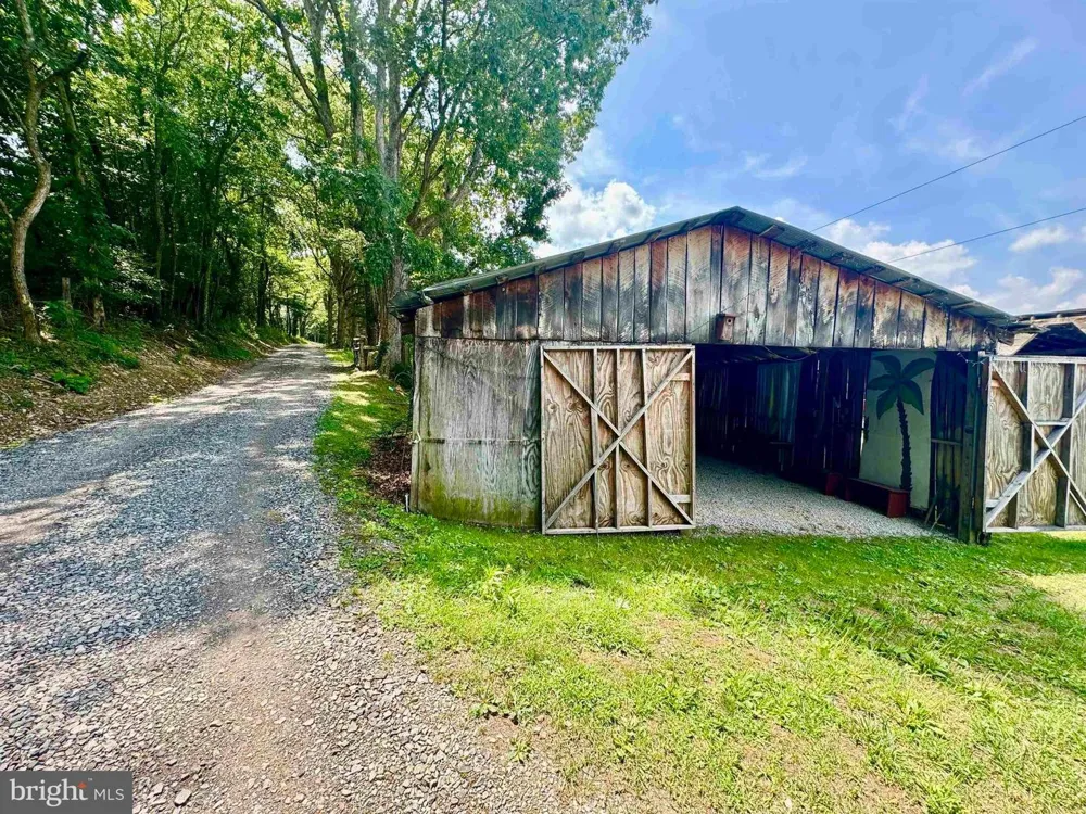 624 ARNOLD HILL ROAD Elkins, WV 26241