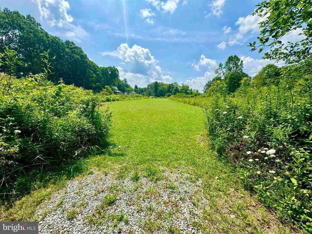 624 ARNOLD HILL ROAD Elkins, WV 26241