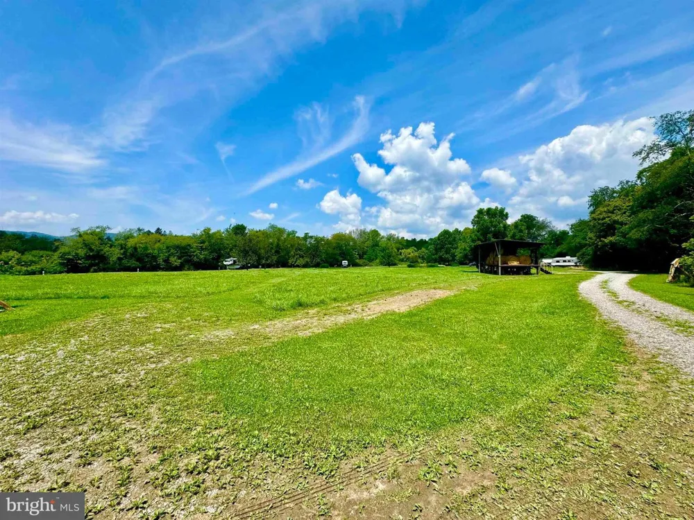 624 ARNOLD HILL ROAD Elkins, WV 26241