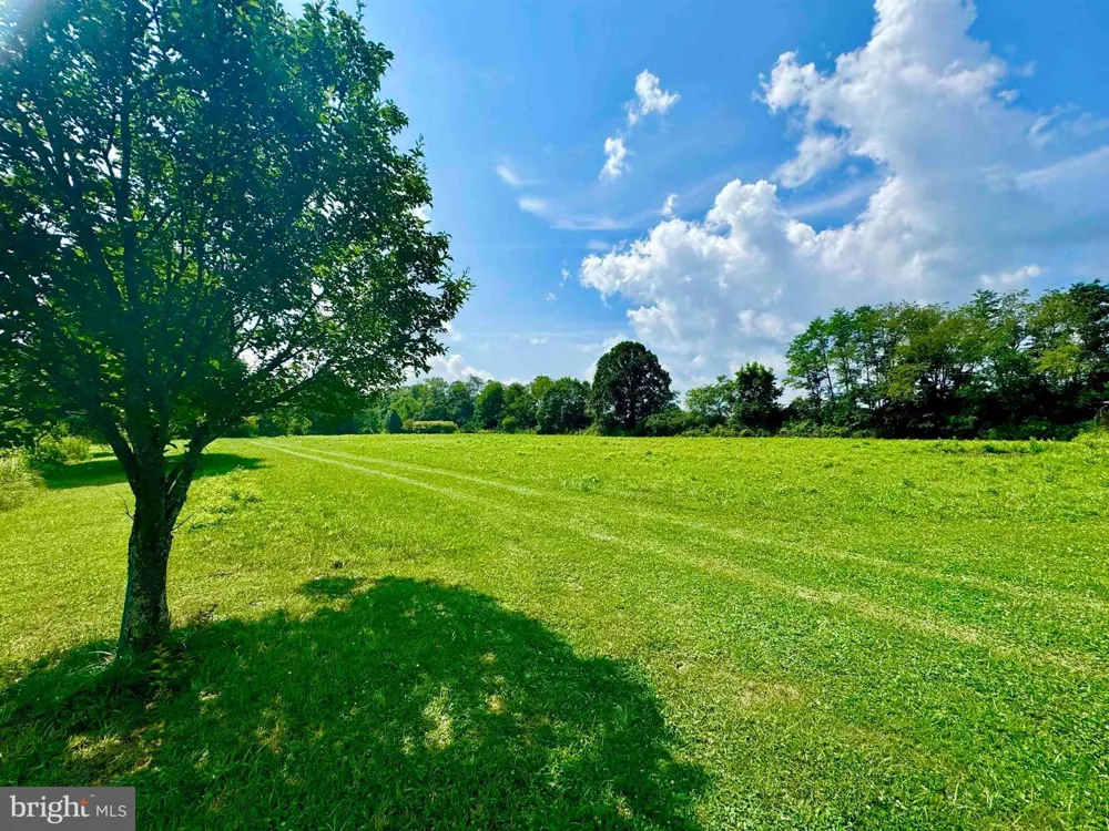 624 ARNOLD HILL ROAD Elkins, WV 26241