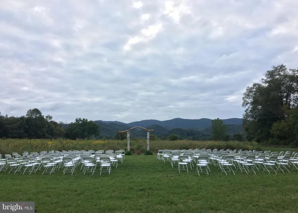 624 ARNOLD HILL ROAD Elkins, WV 26241