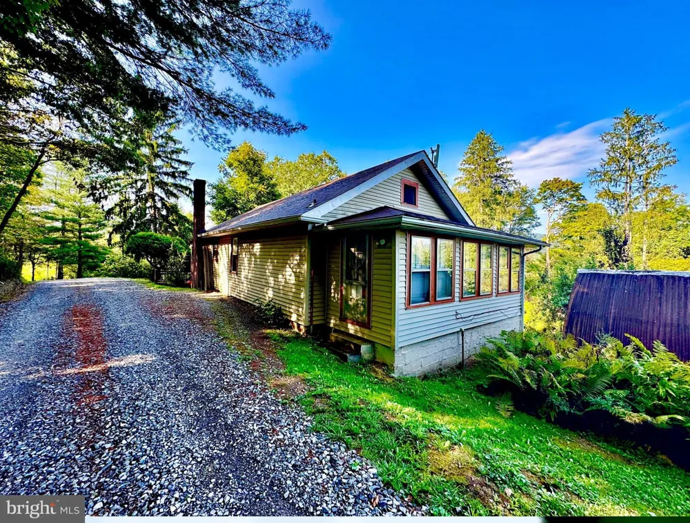 624 ARNOLD HILL ROAD Elkins, WV 26241