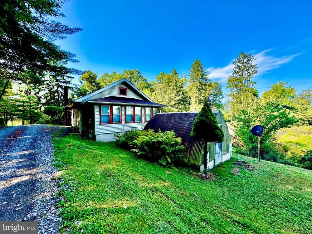624 ARNOLD HILL ROAD Elkins, WV 26241