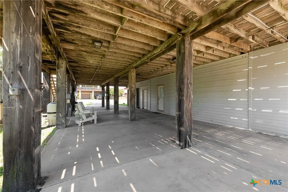 1213 Port South Drive Port Mansfield, TX 78598