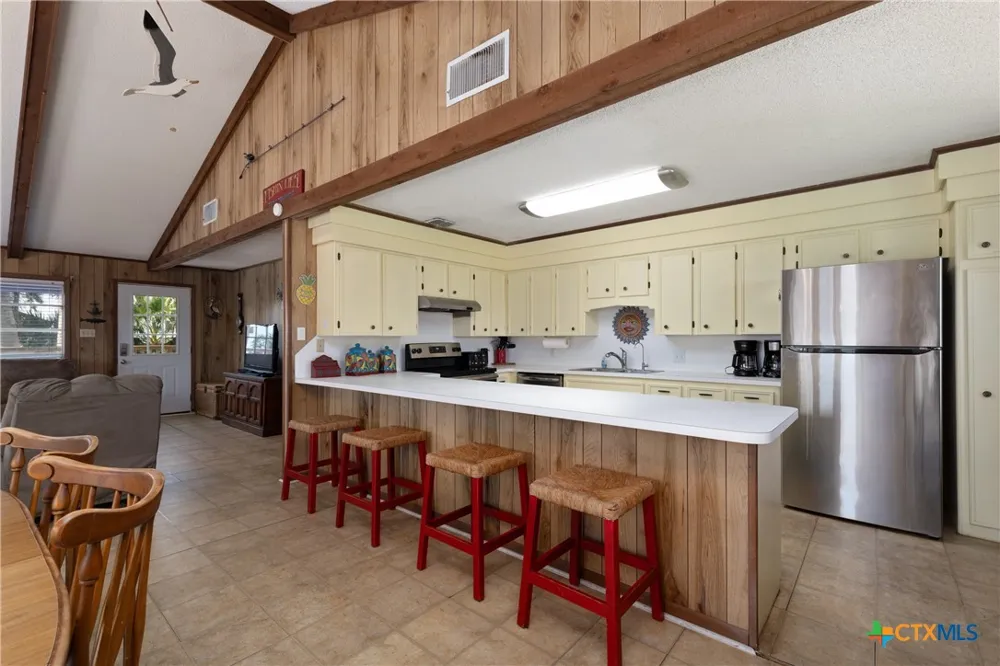 1213 Port South Drive Port Mansfield, TX 78598