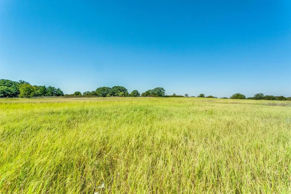 South Johnson Loop Bowie, TX 76230