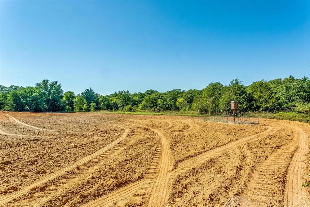 South Johnson Loop Bowie, TX 76230