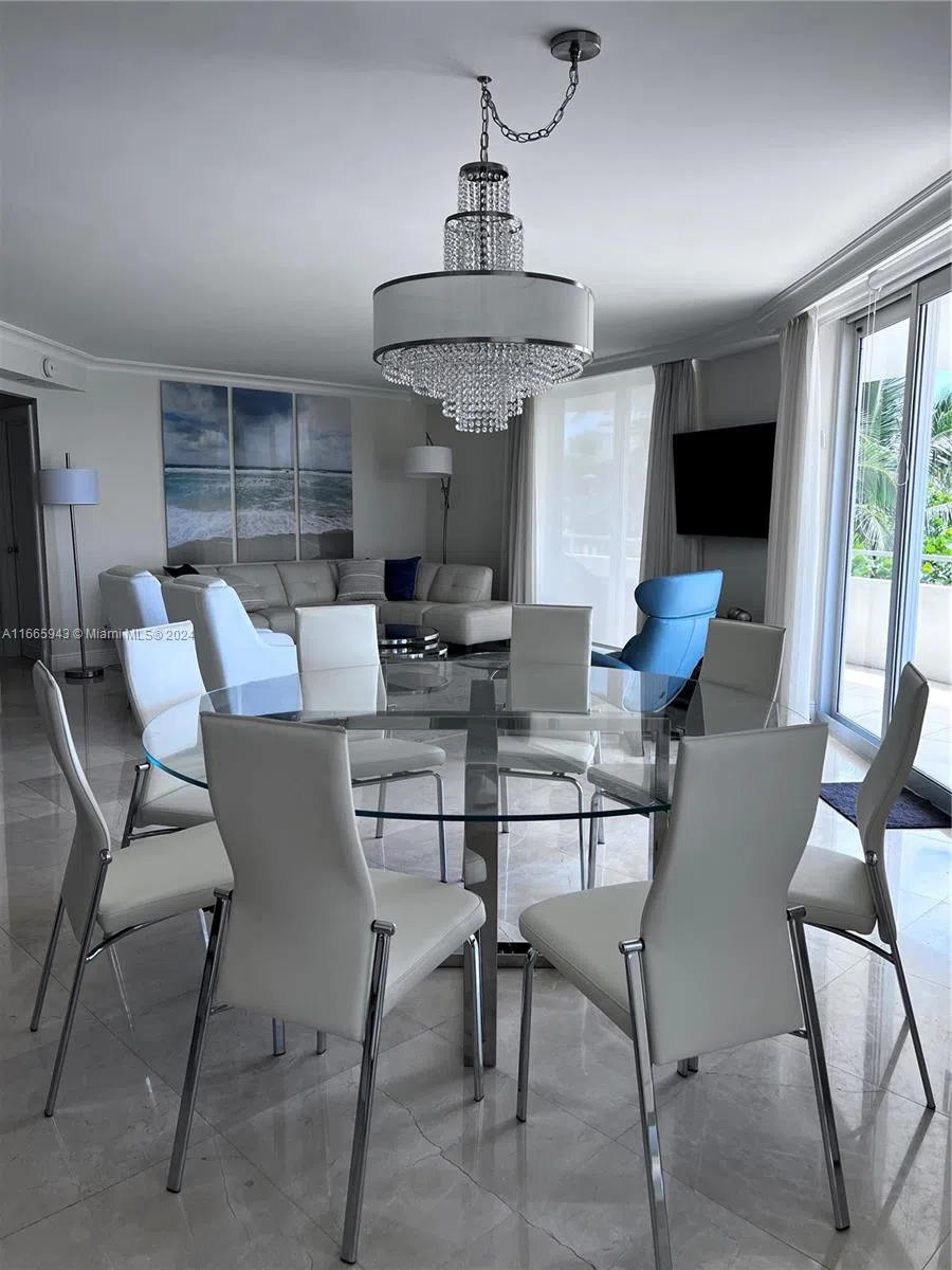 5161 Collins Ave #505 Miami Beach, FL 33140