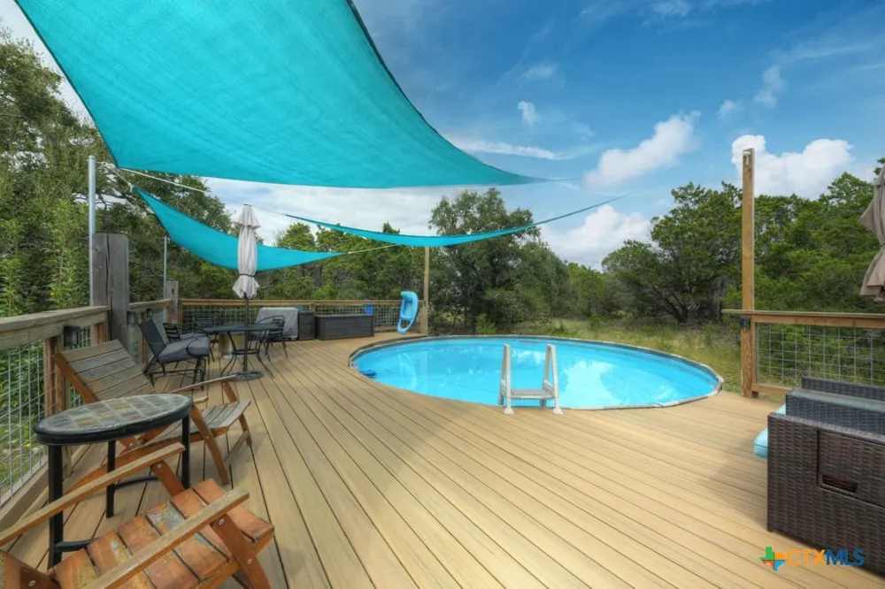 861 Rutherford Fischer, TX 78623