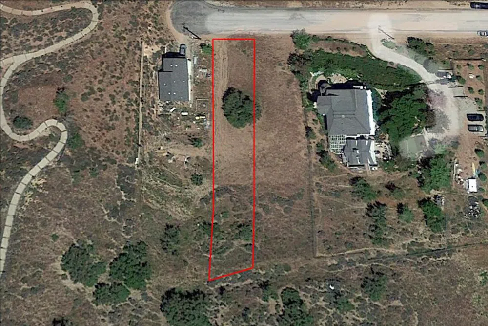 Tree St. & Alderwood Rd. Lake Elizabeth, CA 93532