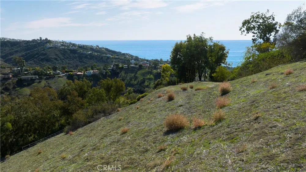 1950 Upper Rim Rock Rd Laguna Beach, CA 92651