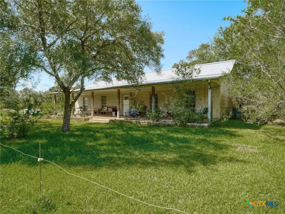 294 Lois Lane Paige, TX 78659