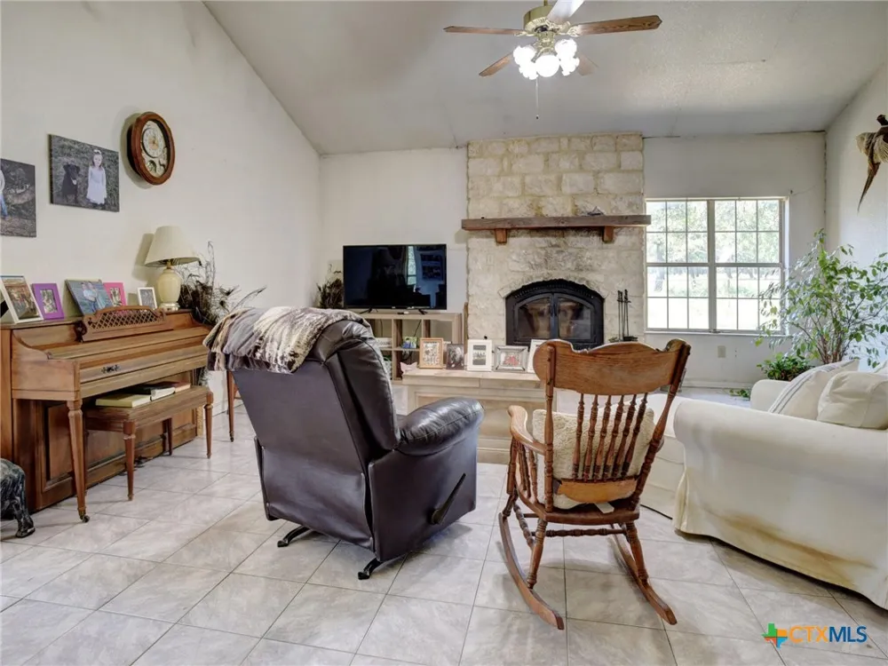 294 Lois Lane Paige, TX 78659