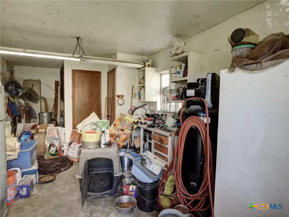 294 Lois Lane Paige, TX 78659