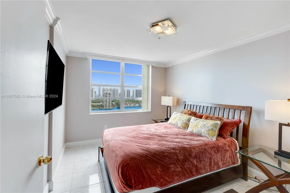 2750 NE 183rd St #1910 Aventura, FL 33160