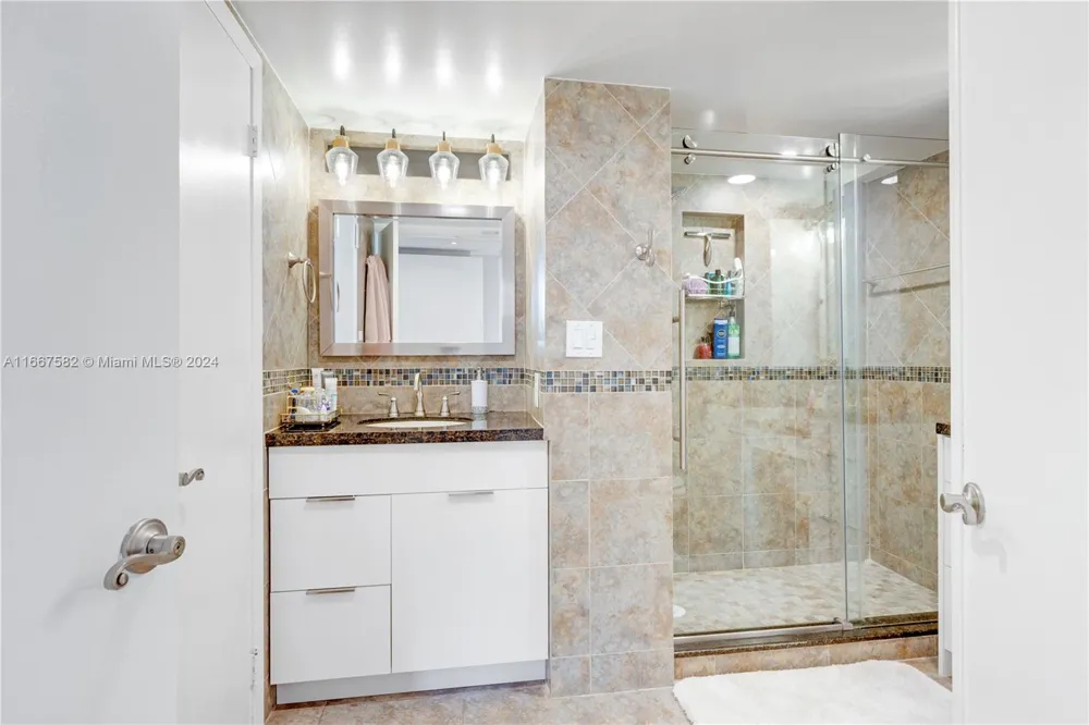 2750 NE 183rd St #1910 Aventura, FL 33160