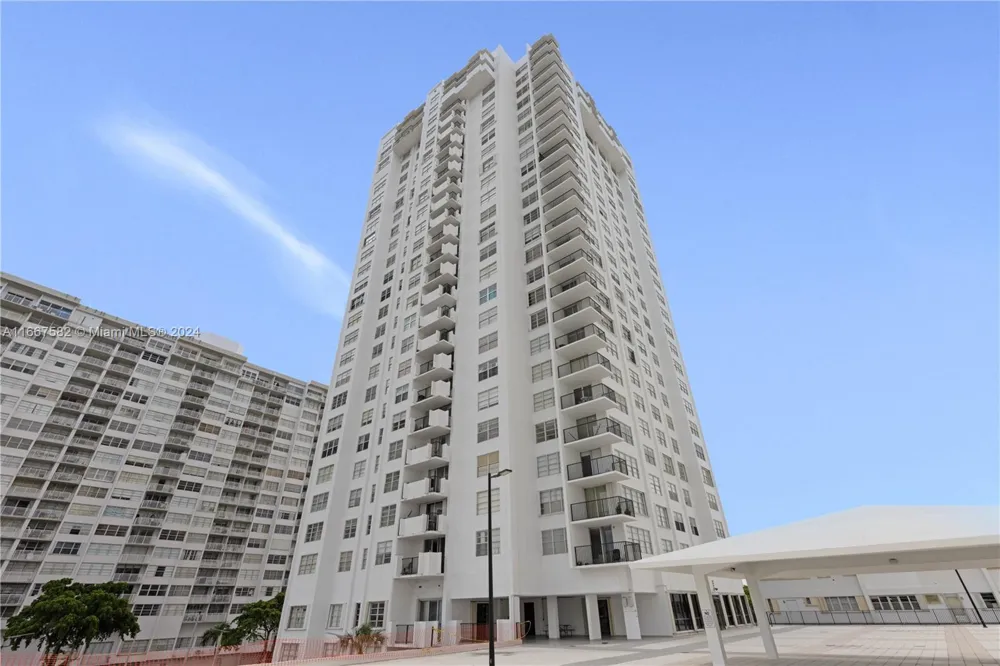 2750 NE 183rd St #1910 Aventura, FL 33160