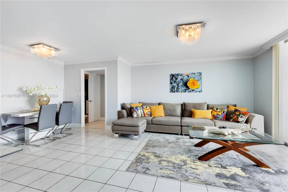 2750 NE 183rd St #1910 Aventura, FL 33160