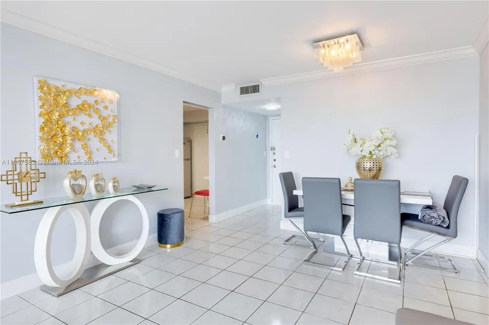 2750 NE 183rd St #1910 Aventura, FL 33160