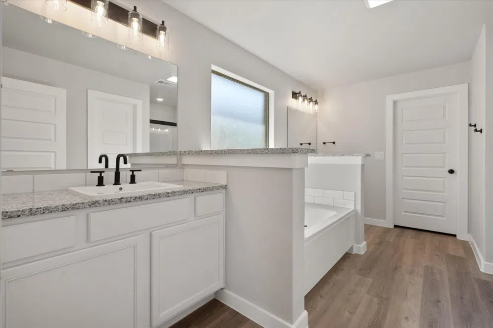 2502 Abbeville Avenue Wolfforth, TX 79382