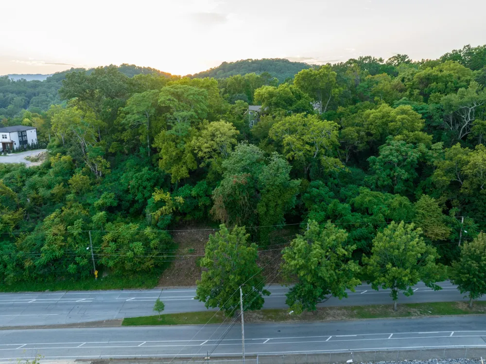 917 Dallas Road Chattanooga, TN 37405