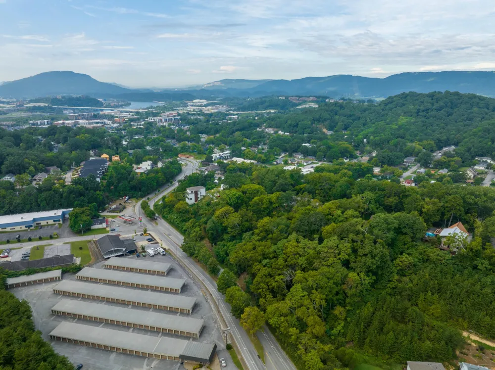 917 Dallas Road Chattanooga, TN 37405