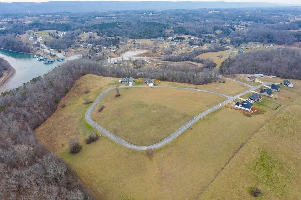 32 Overlook Drive Dayton, TN 37321