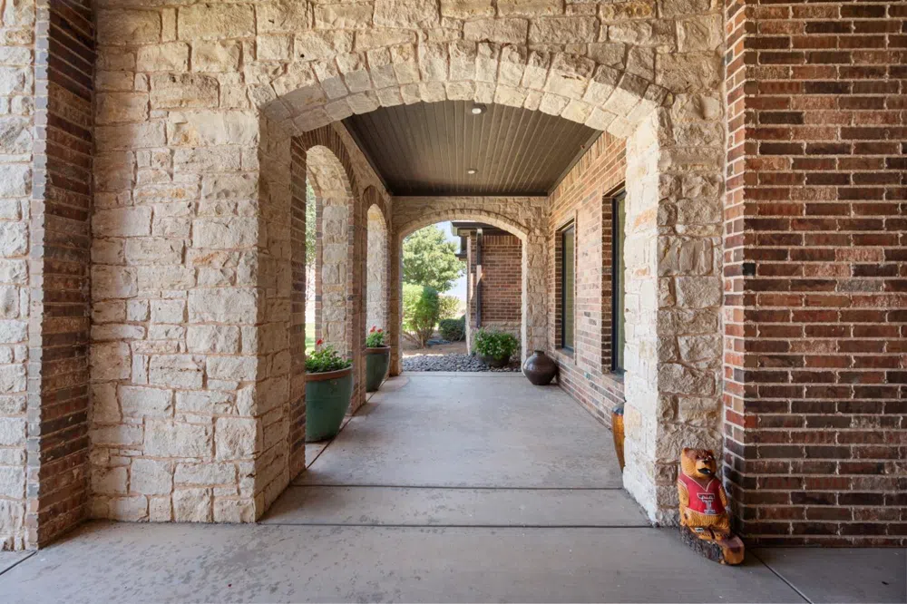 3180 N US Highway 385 Levelland, TX 79336