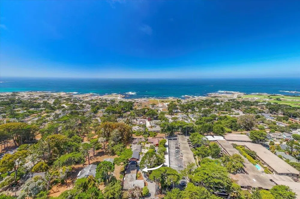244 Grove Acre Avenue Pacific Grove, CA 93950