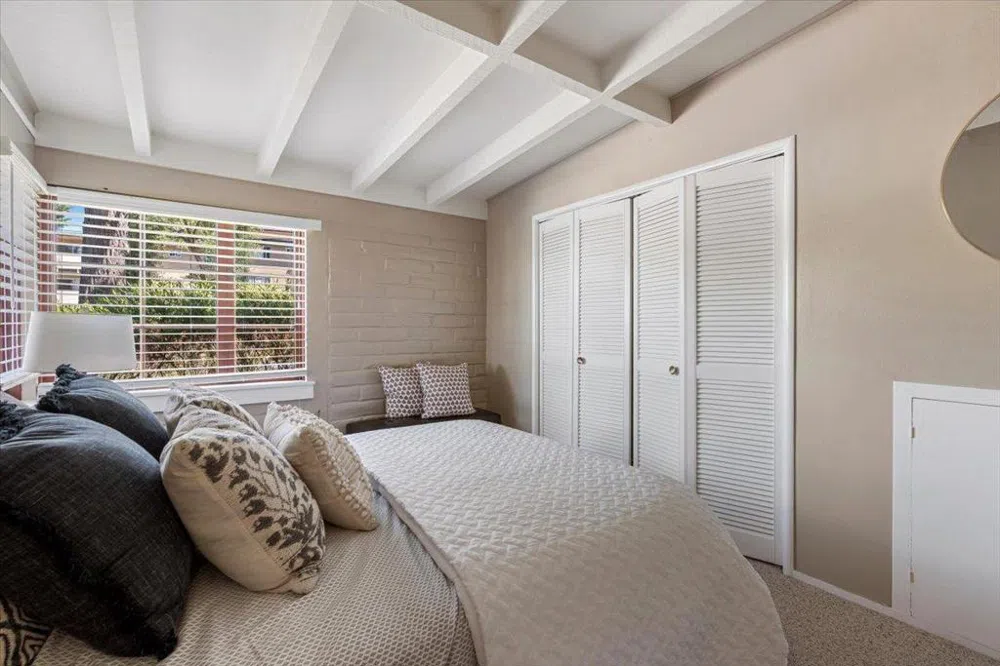244 Grove Acre Avenue Pacific Grove, CA 93950