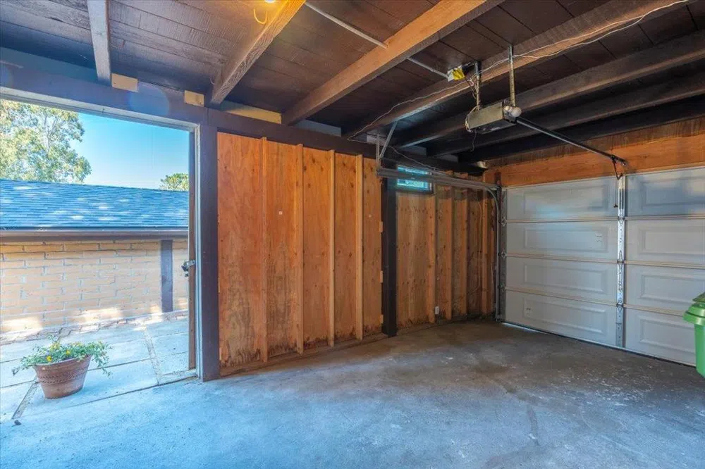 244 Grove Acre Avenue Pacific Grove, CA 93950