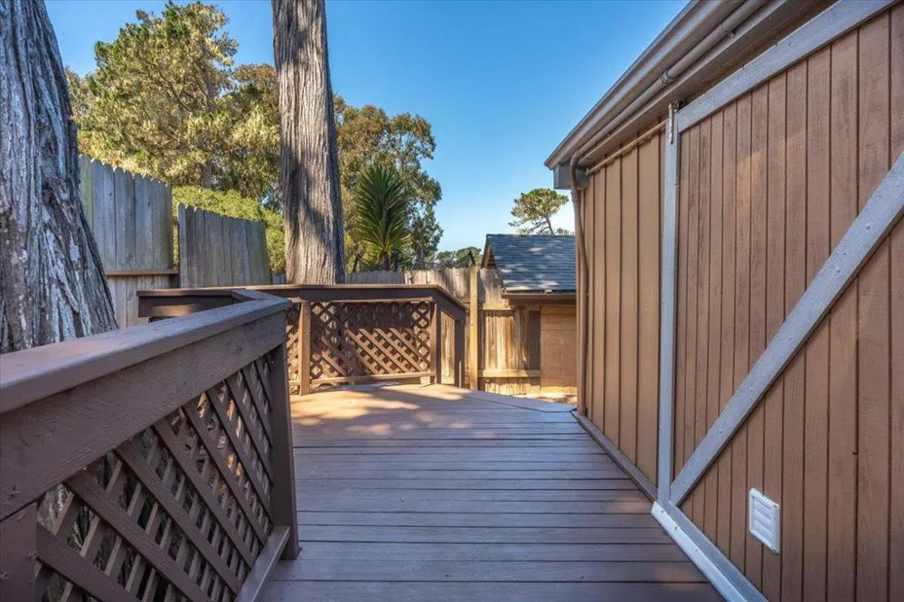 244 Grove Acre Avenue Pacific Grove, CA 93950