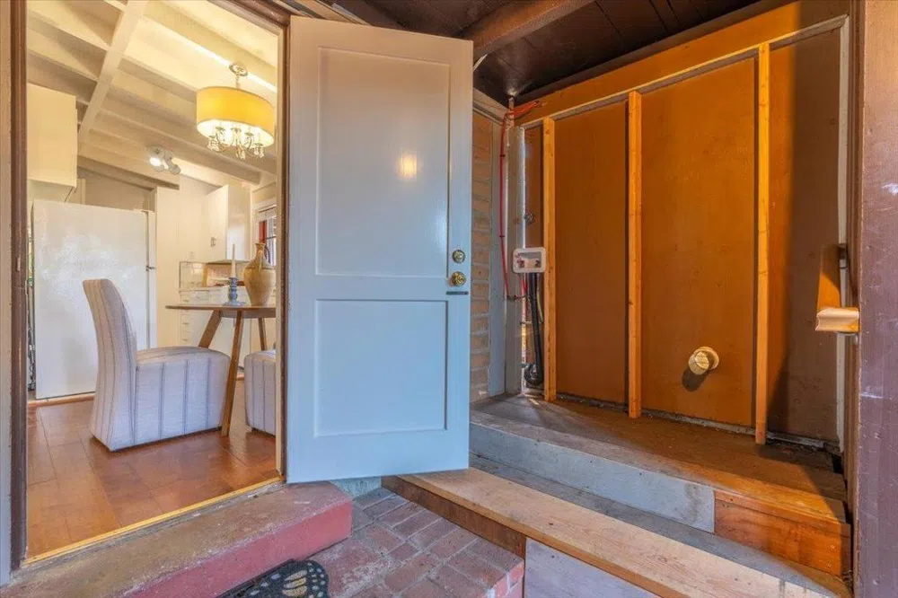 244 Grove Acre Avenue Pacific Grove, CA 93950