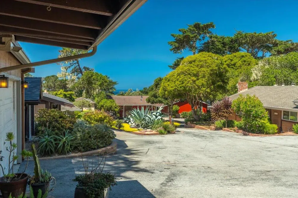 244 Grove Acre Avenue Pacific Grove, CA 93950